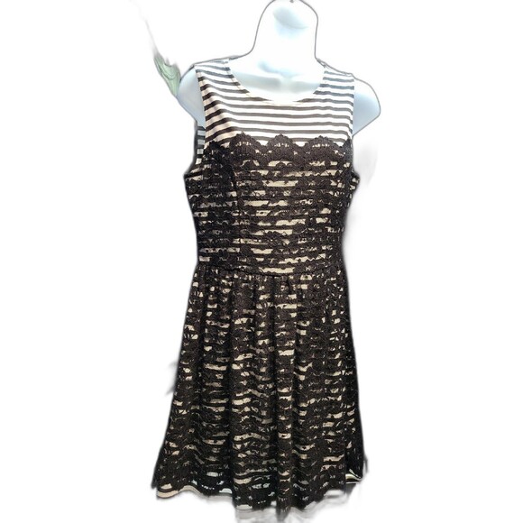 Soprano Fit and Flare Black Lace Stripe Sz M - Picture 4 of 6